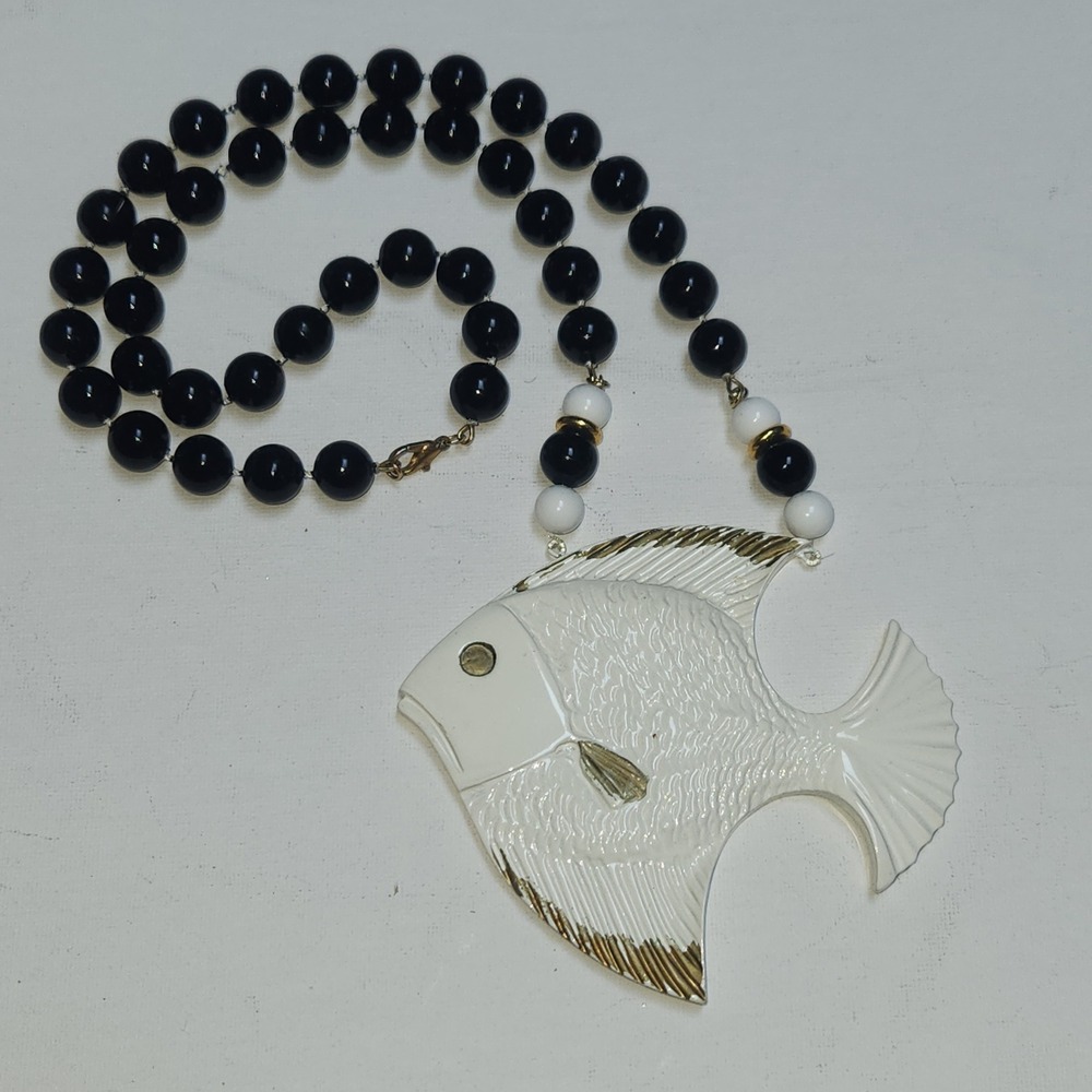 Vintage White wooden Fish Pendant Necklace Black Beaded Statement Jewelry Gold - Picture 2 of 14
